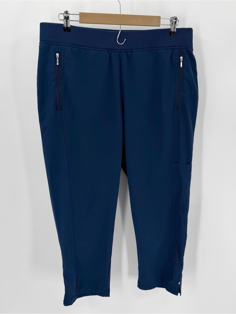 Chicos Zenergy Pants Womens 12 L Chico 2 Navy Blue Crop Pull On Stretch Active